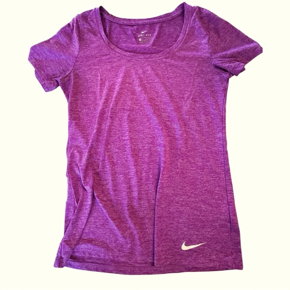 Nike Purple Fitted‎ Short Sleeve Tee